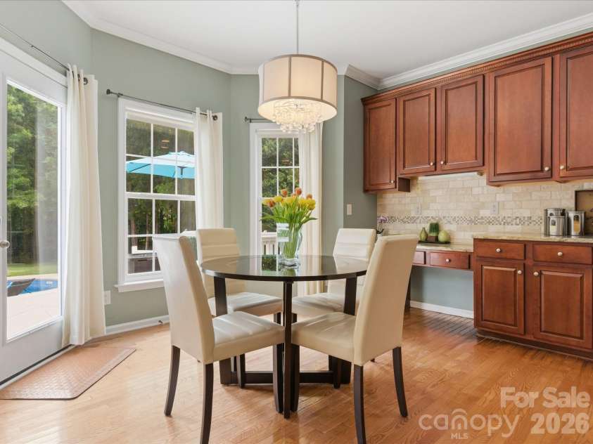 8603 Tintinhull Lane, Waxhaw, NC 28173.  MLS# CAR4384548, YatesRealty ID 32931. Breakfast