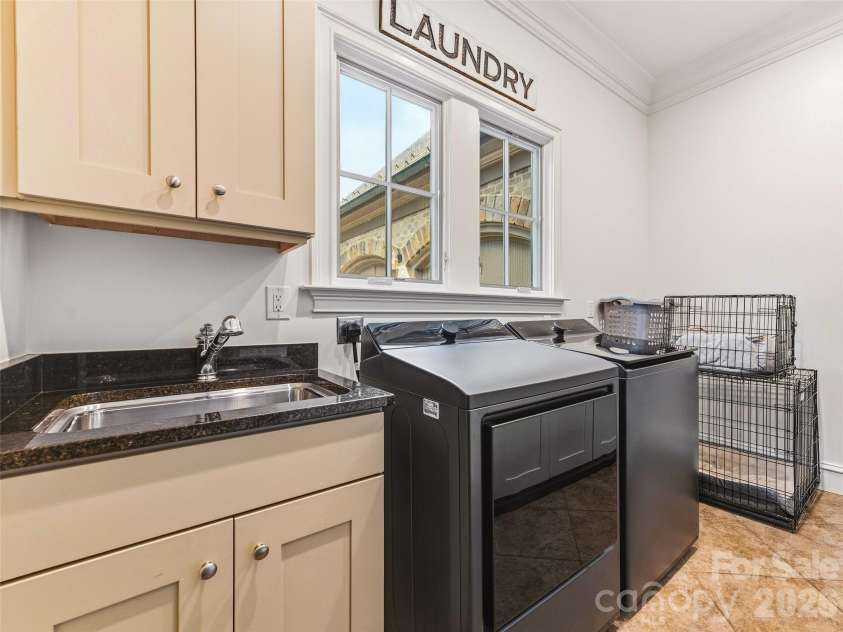 9 Linkside Court, Arden, NC 28704.  MLS# CAR4388281, YatesRealty ID 32932. 