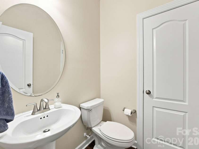 2709 Sugaree Court, Waxhaw, NC 28173.  MLS# CAR4378563, YatesRealty ID 32934. Half-Bath downstairs