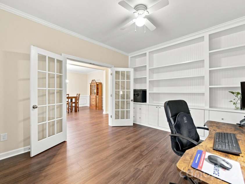 2709 Sugaree Court, Waxhaw, NC 28173.  MLS# CAR4378563, YatesRealty ID 32934. Office with Built-ins