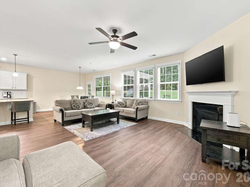 2709 Sugaree Court, Waxhaw, NC 28173.  MLS# CAR4378563, YatesRealty ID 32934. Tons of space!