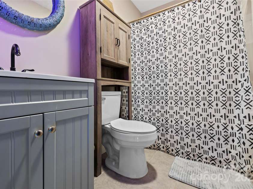 185 Ben Nevis Road, Brevard, NC 28712.  MLS# CAR4290415, YatesRealty ID 32935. Lower Level Full Bathroom