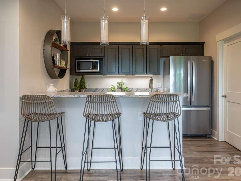 57 Villa Nova Drive, Asheville, NC 28804.  MLS# CAR4390732, YatesRealty ID 32936. 