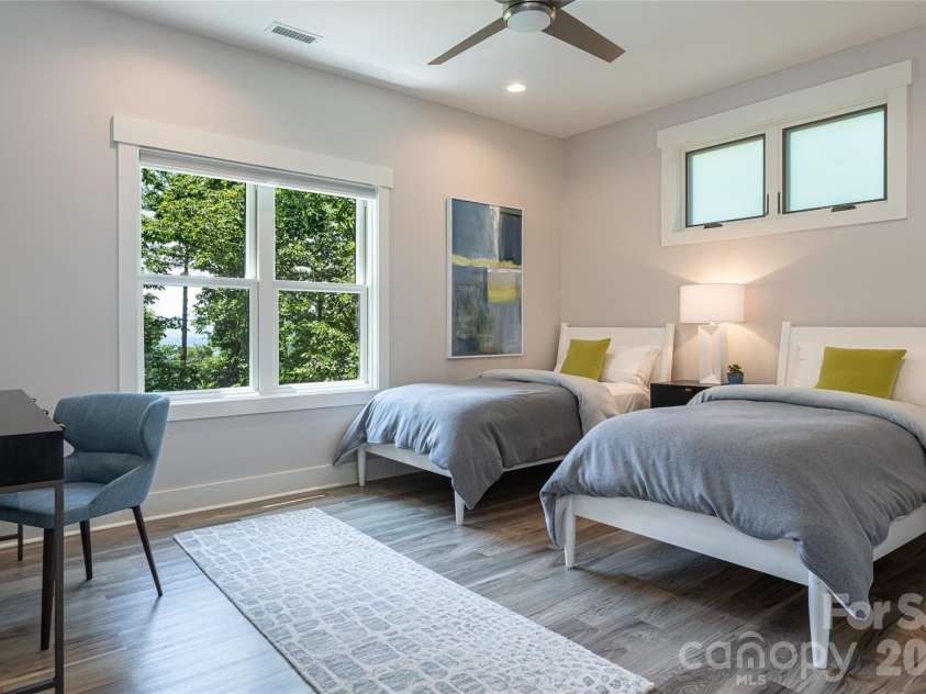 57 Villa Nova Drive, Asheville, NC 28804.  MLS# CAR4390732, YatesRealty ID 32936. 