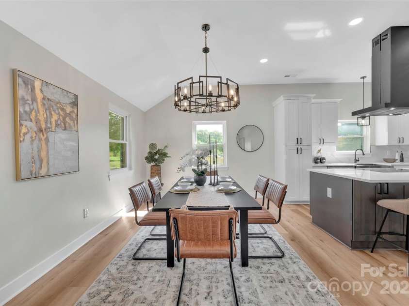 3942 McMillan Street, Charlotte, NC 28205.  MLS# CAR4293799, YatesRealty ID 32937. 