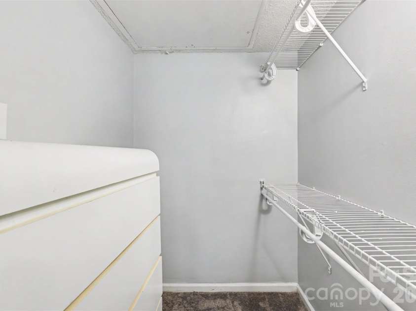 6125 Gray Gate Lane, Charlotte, NC 28210.  MLS# CAR4397077, YatesRealty ID 32938. 