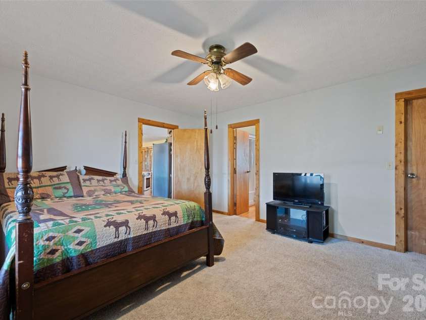 443 Cedarwood Drive, Waynesville, NC 28785.  MLS# CAR4346057, YatesRealty ID 3294. 