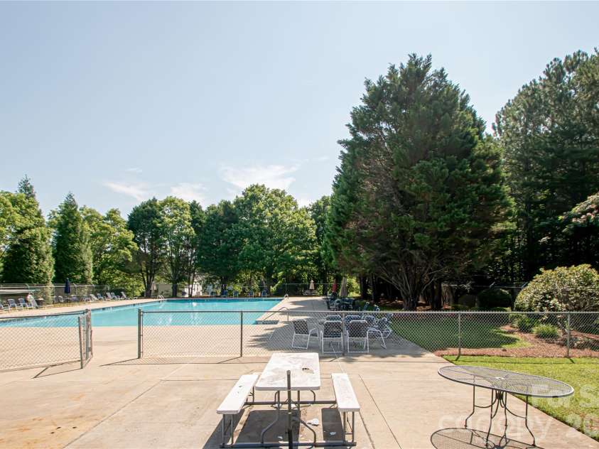 11611 Tribal Drive, Charlotte, NC 28214.  MLS# CAR4393373, YatesRealty ID 32940. 