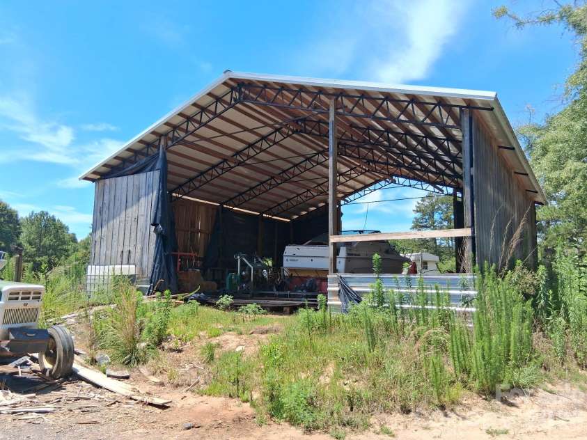 1415 Old US 221A Highway, Mooresboro, NC 28114.  MLS# CAR4395849, YatesRealty ID 32942. 