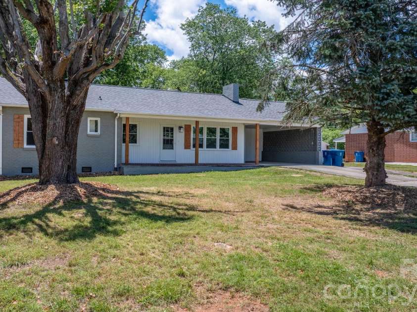 1102 Afton Drive, Cajahs Mountain, NC 28645.  MLS# CAR4397341, YatesRealty ID 32944. 