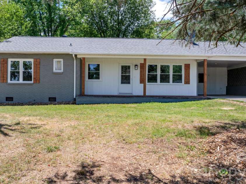 1102 Afton Drive, Cajahs Mountain, NC 28645.  MLS# CAR4397341, YatesRealty ID 32944. 