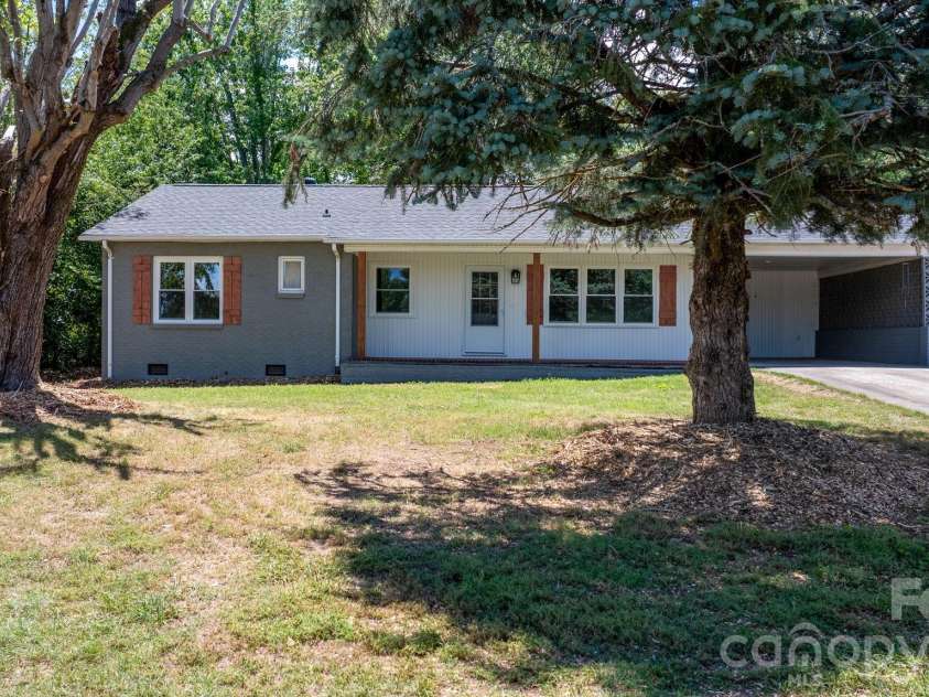 1102 Afton Drive, Cajahs Mountain, NC 28645.  MLS# CAR4397341, YatesRealty ID 32944. 