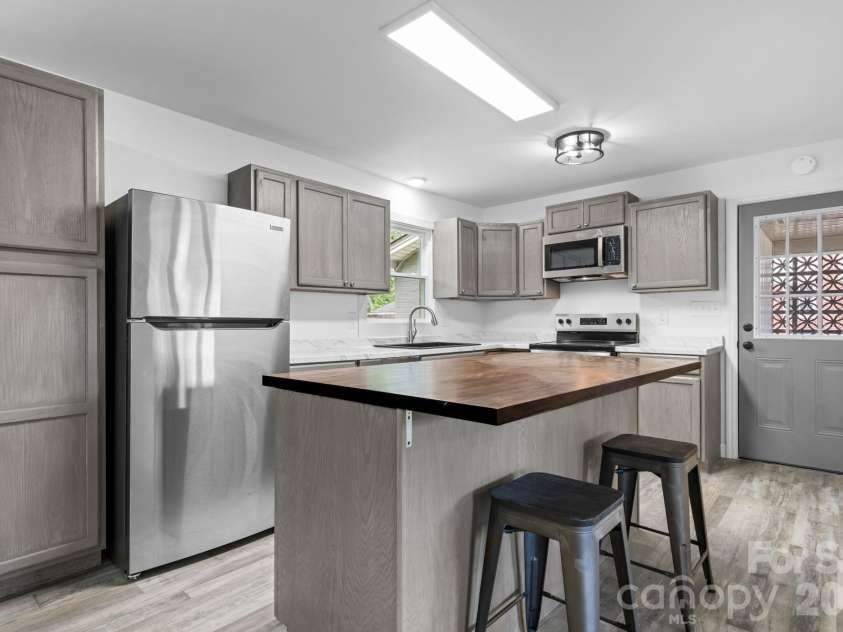 1102 Afton Drive, Cajahs Mountain, NC 28645.  MLS# CAR4397341, YatesRealty ID 32944. 