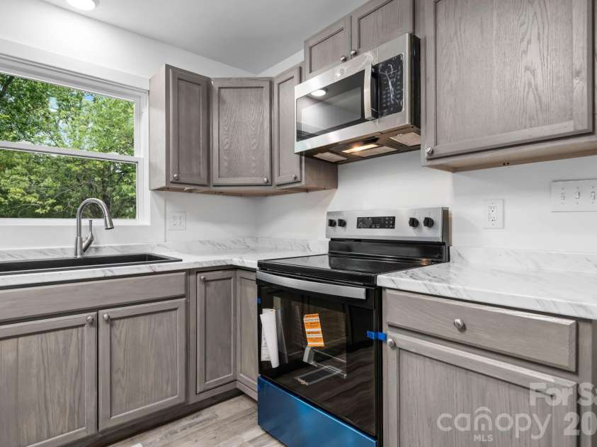 1102 Afton Drive, Cajahs Mountain, NC 28645.  MLS# CAR4397341, YatesRealty ID 32944. 