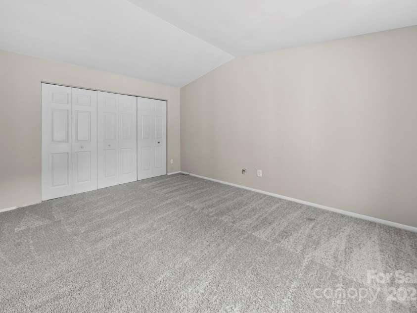 8100 Bald Ridge Drive, Charlotte, NC 28227.  MLS# CAR4291994, YatesRealty ID 32944. 