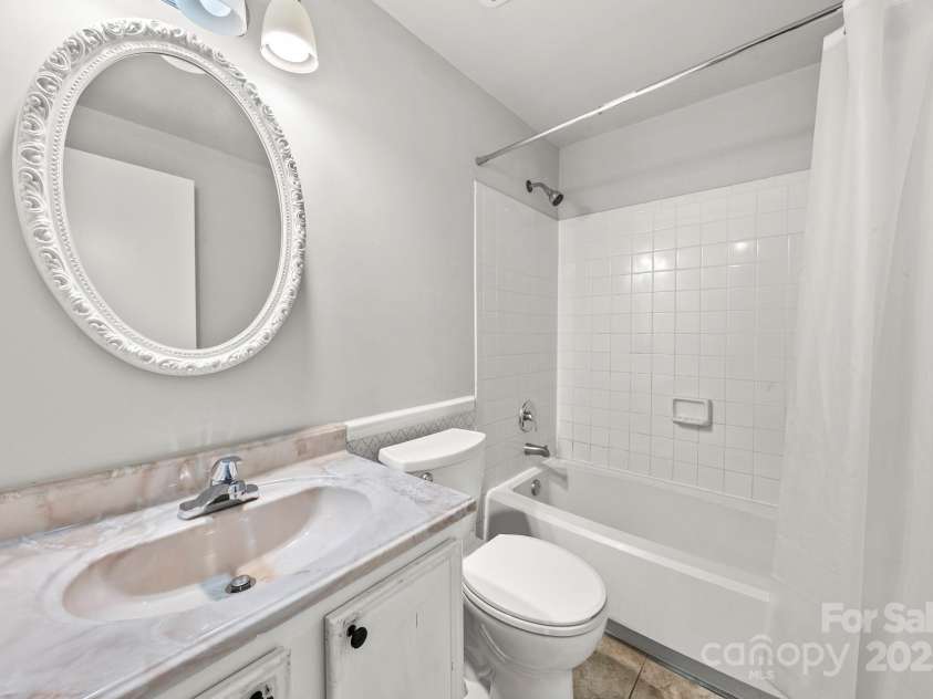 8100 Bald Ridge Drive, Charlotte, NC 28227.  MLS# CAR4291994, YatesRealty ID 32944. 