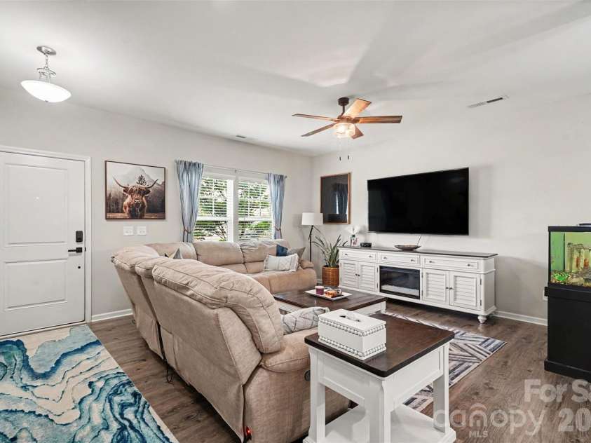 4503 Bent Green Lane, Monroe, NC 28112.  MLS# CAR4392410, YatesRealty ID 32946. 