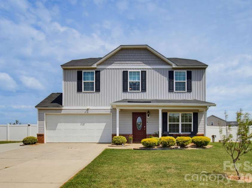 660 Tyro Road, Lexington, NC 27295.  MLS# CAR4395583, YatesRealty ID 32947. 