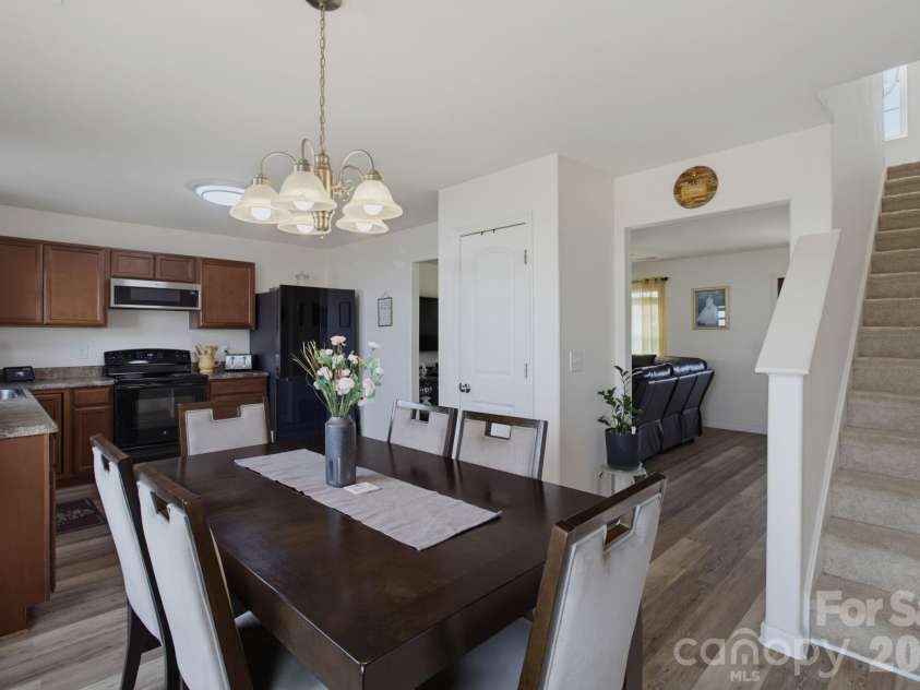 660 Tyro Road, Lexington, NC 27295.  MLS# CAR4395583, YatesRealty ID 32947. 