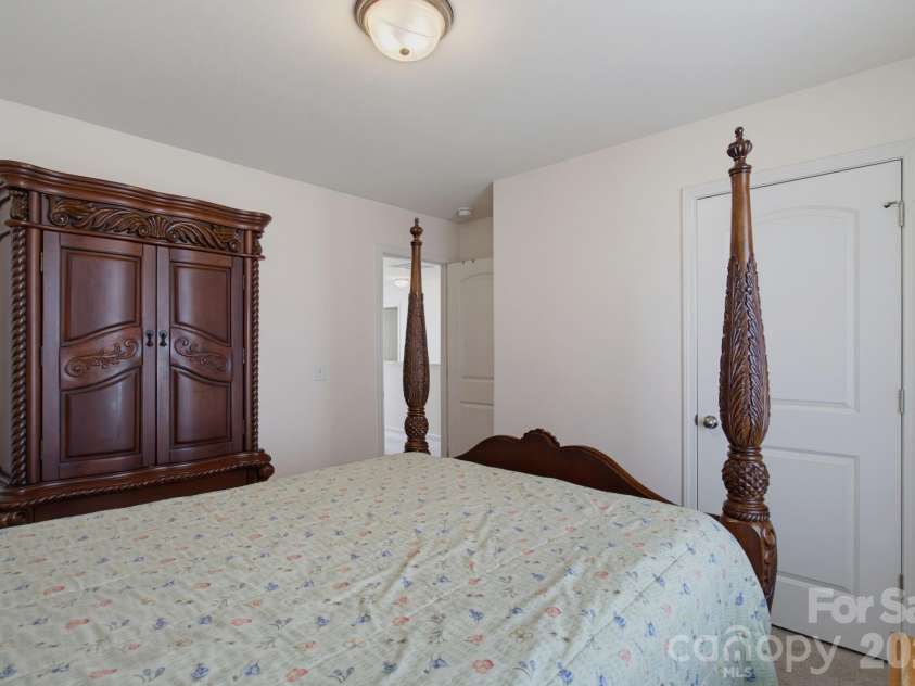 660 Tyro Road, Lexington, NC 27295.  MLS# CAR4395583, YatesRealty ID 32947. 