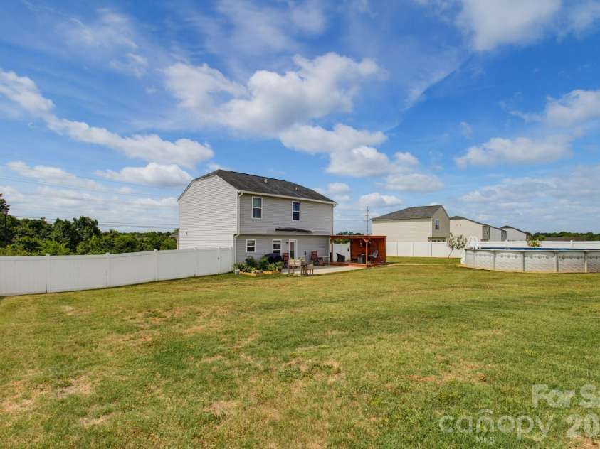 660 Tyro Road, Lexington, NC 27295.  MLS# CAR4395583, YatesRealty ID 32947. 