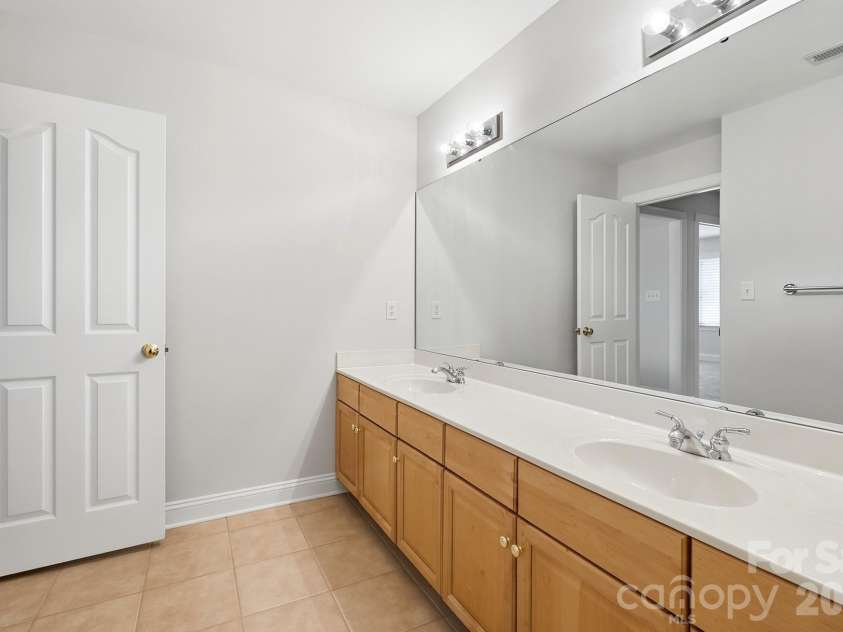 3818 Mourning Dove Drive, Weddington, NC 28104.  MLS# CAR4392796, YatesRealty ID 32948. 