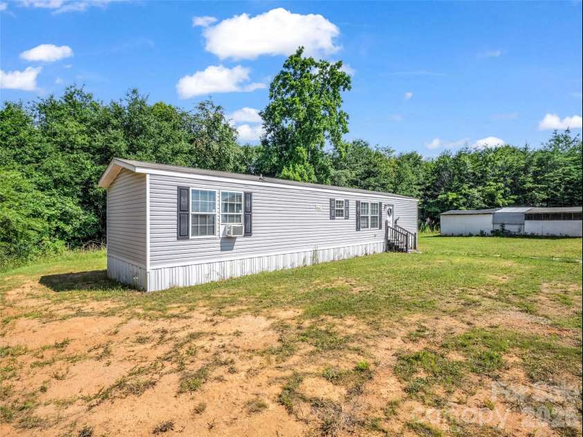 4252 Big Island Road, Rutherfordton, NC 28139.  MLS# CAR4397220, YatesRealty ID 32949. 