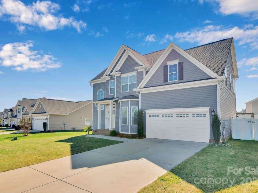 236 Pinnacle Crossing, Shelby, NC 28152.  MLS# CAR4313906, YatesRealty ID 3295. 