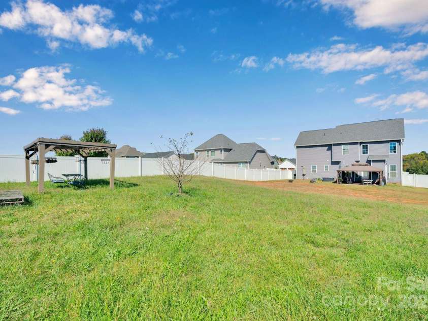 236 Pinnacle Crossing, Shelby, NC 28152.  MLS# CAR4313906, YatesRealty ID 3295. 