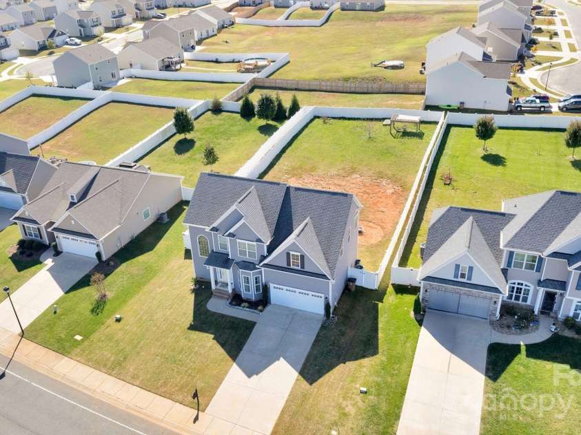 236 Pinnacle Crossing, Shelby, NC 28152.  MLS# CAR4313906, YatesRealty ID 3295. 