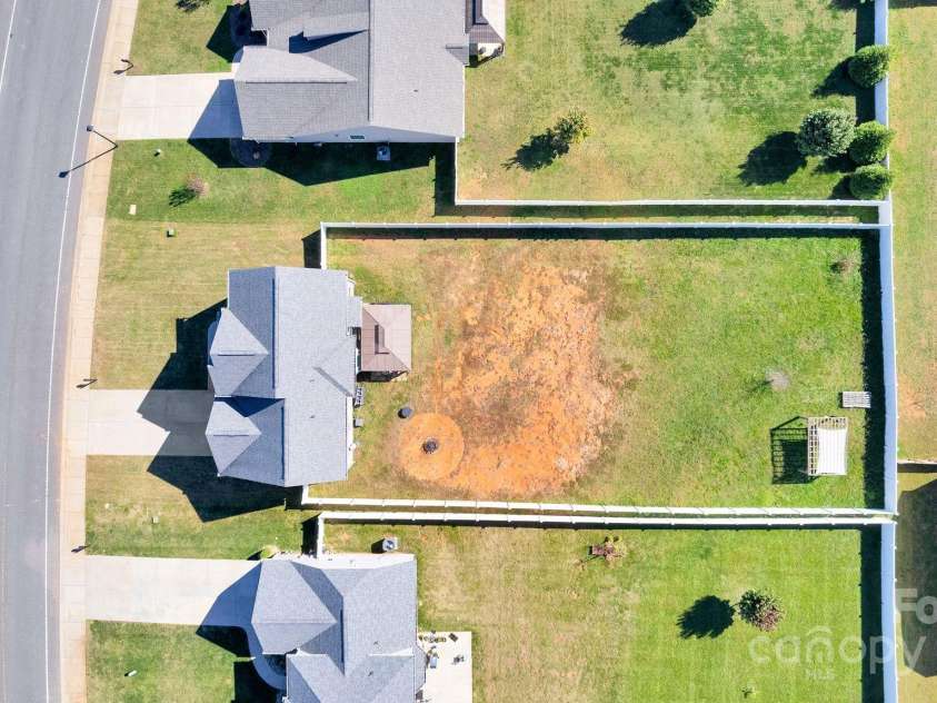 236 Pinnacle Crossing, Shelby, NC 28152.  MLS# CAR4313906, YatesRealty ID 3295. 