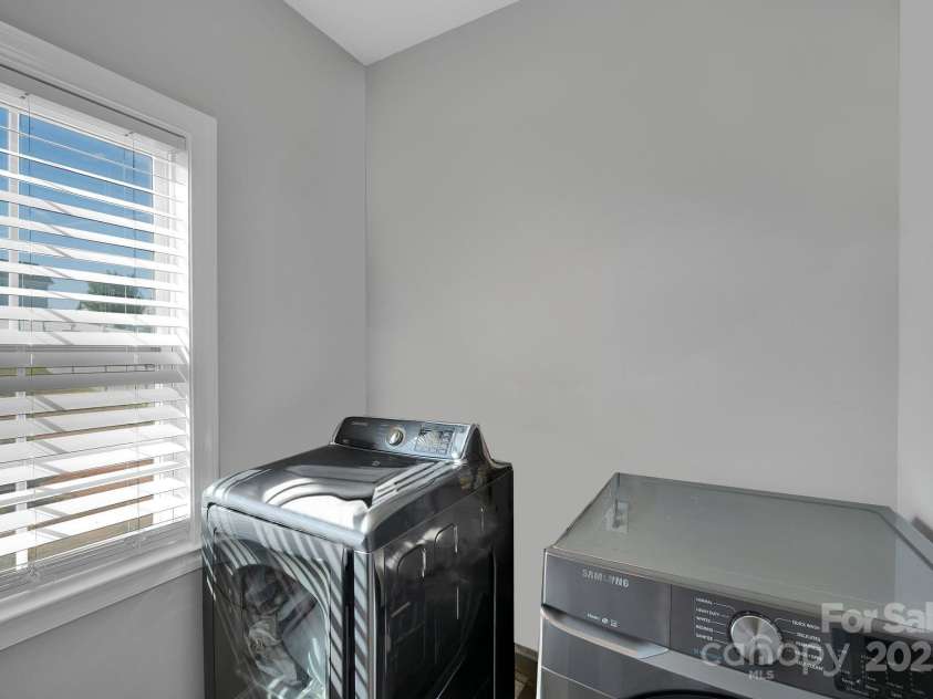 236 Pinnacle Crossing, Shelby, NC 28152.  MLS# CAR4313906, YatesRealty ID 3295. Laundry room