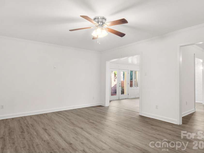 6748 Constitution Lane, Charlotte, NC 28210.  MLS# CAR4373188, YatesRealty ID 32950. 