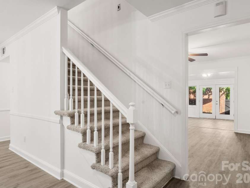 6748 Constitution Lane, Charlotte, NC 28210.  MLS# CAR4373188, YatesRealty ID 32950. 