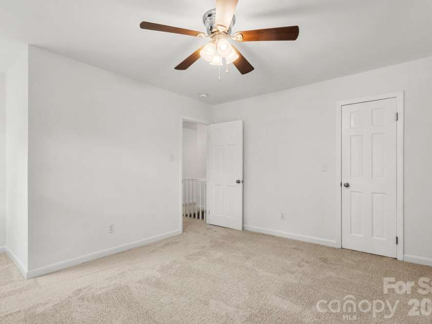 6748 Constitution Lane, Charlotte, NC 28210.  MLS# CAR4373188, YatesRealty ID 32950. 