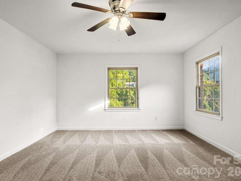 6748 Constitution Lane, Charlotte, NC 28210.  MLS# CAR4373188, YatesRealty ID 32950. 