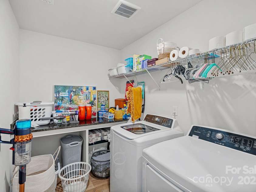 420 Quartz Hill Way, Waxhaw, NC 28173.  MLS# CAR4283852, YatesRealty ID 32951. Functional Laundry Room w/ Ample Space