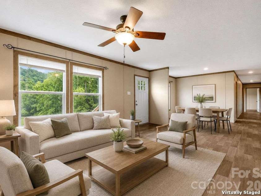 22 Split Pine Cove, Clyde, NC 28721.  MLS# CAR4388912, YatesRealty ID 32952. 