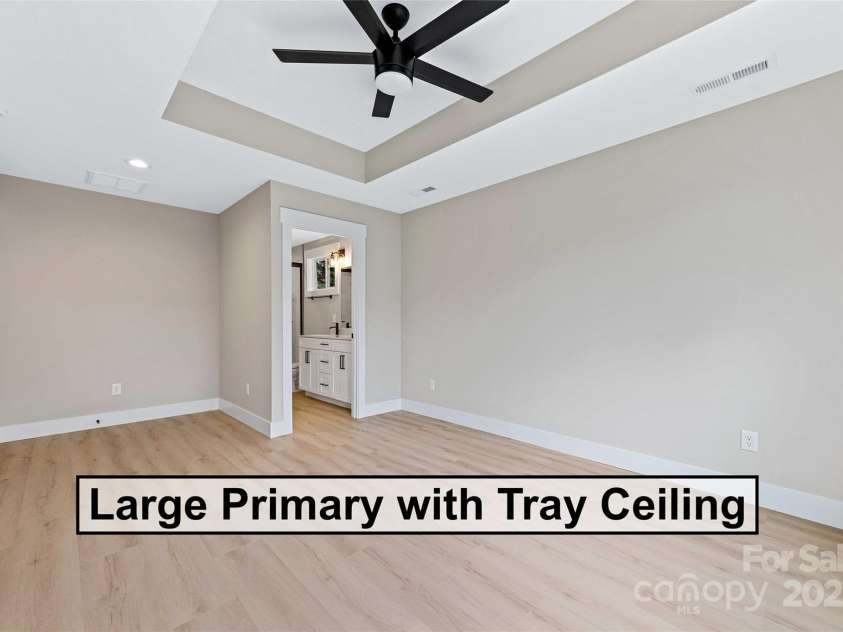 11 Rhudy Road, Asheville, NC 28806.  MLS# CAR4275020, YatesRealty ID 32955. 