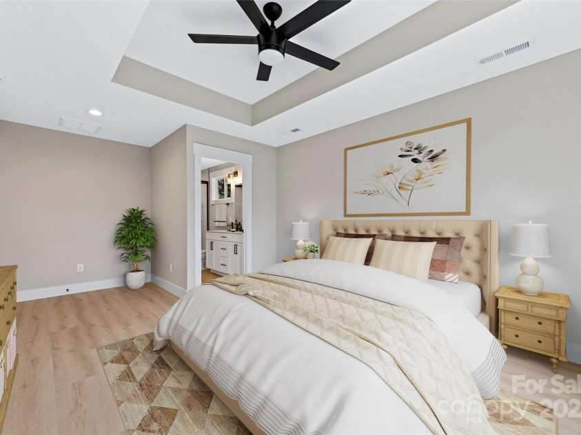 11 Rhudy Road, Asheville, NC 28806.  MLS# CAR4275020, YatesRealty ID 32955. 