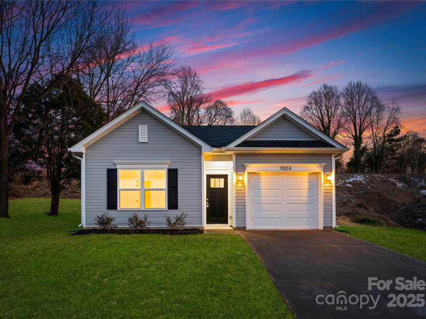 805 Parker Street, Monroe, NC 28112.  MLS# CAR4281427, YatesRealty ID 32956. Representation