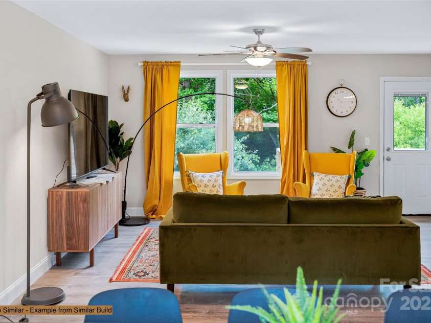 110 Deaver Park Circle, Asheville, NC 28806.  MLS# CAR4270166, YatesRealty ID 32957. 