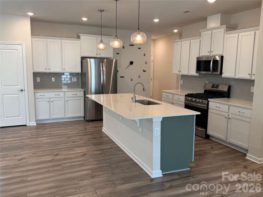 126 White Apple Way, Statesville, NC 28625.  MLS# CAR4352123, YatesRealty ID 3296. 