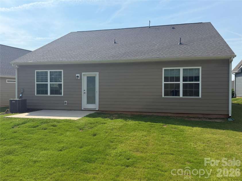 126 White Apple Way, Statesville, NC 28625.  MLS# CAR4352123, YatesRealty ID 3296. 