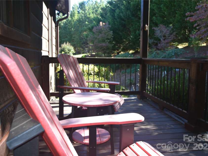 80 Grandview Loop, Nebo, NC 28761.  MLS# CAR4317495, YatesRealty ID 3296. Front Porch.