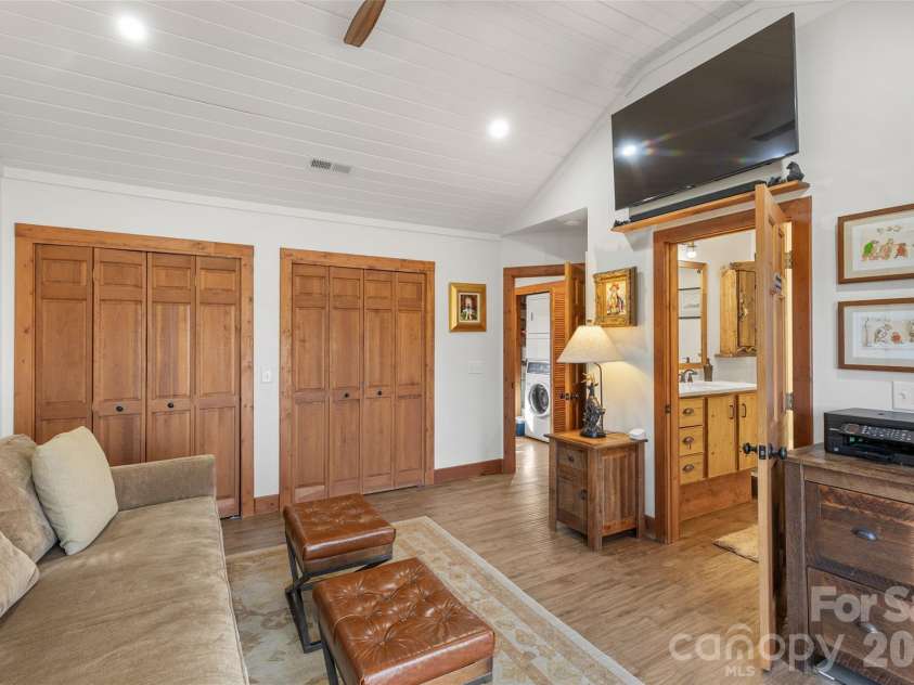 85 & 95 Ralph Thomas Road, Highlands, NC 28741.  MLS# CAR4395002, YatesRealty ID 32961. 95 Ralph Thomas Rd - Den, or Could be Converted to Additional Guest Space with Ensuite Full Bath