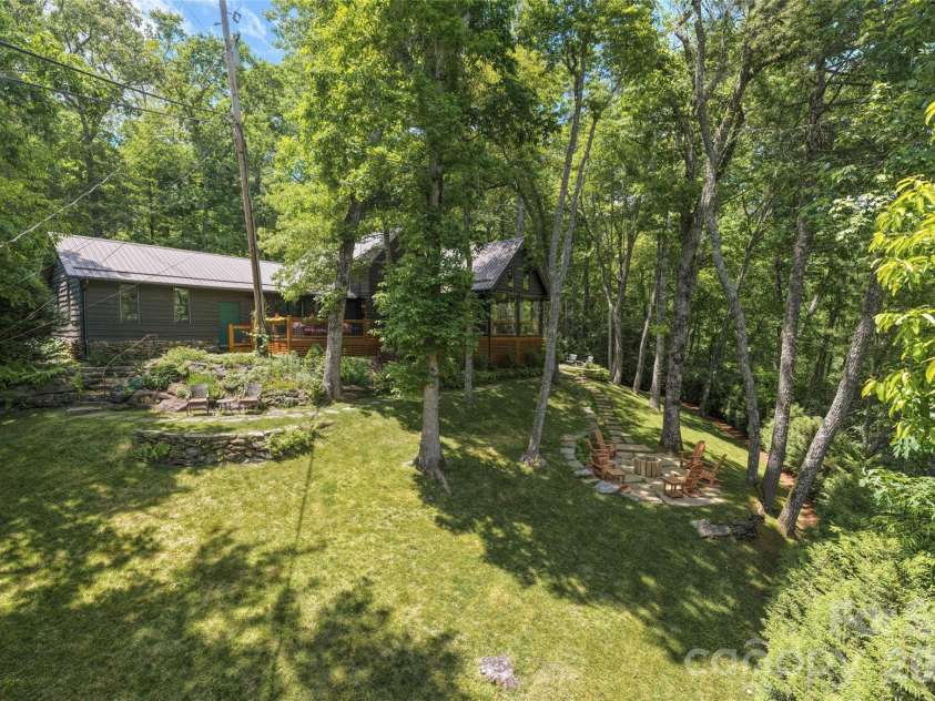 85 & 95 Ralph Thomas Road, Highlands, NC 28741.  MLS# CAR4395002, YatesRealty ID 32961. 95 Ralph Thomas Rd - Rear Elevation