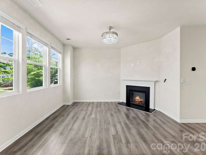 11010 Chalkbark Lane, Charlotte, NC 28262.  MLS# CAR4378415, YatesRealty ID 32962. 
