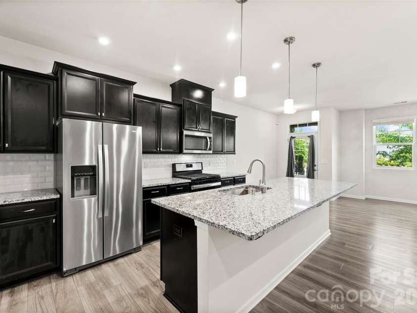 11010 Chalkbark Lane, Charlotte, NC 28262.  MLS# CAR4378415, YatesRealty ID 32962. 