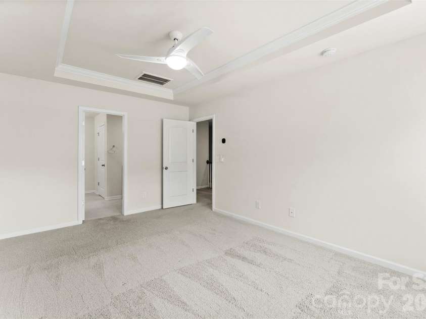 11010 Chalkbark Lane, Charlotte, NC 28262.  MLS# CAR4378415, YatesRealty ID 32962. 